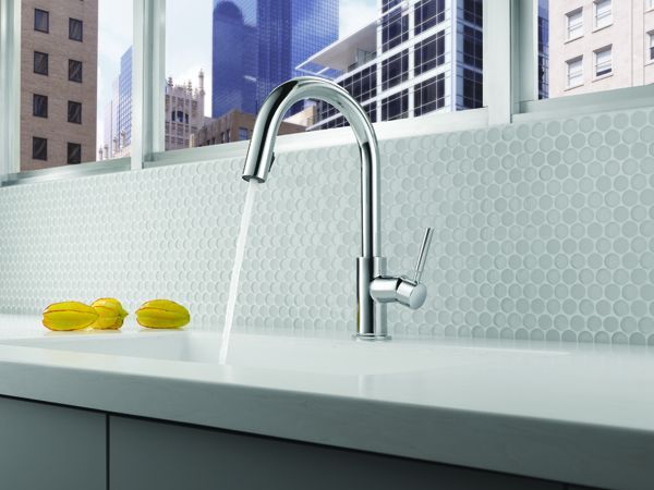 Solna Pull-Down Kitchen Faucet